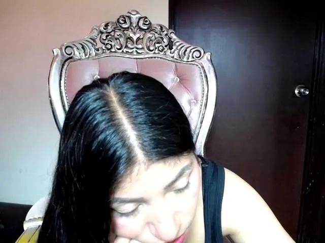 Live sex webcam photo for holly20a #291825392