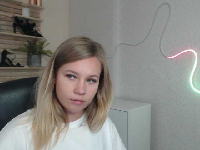 Live sex webcam photo for hollyBB #290005003