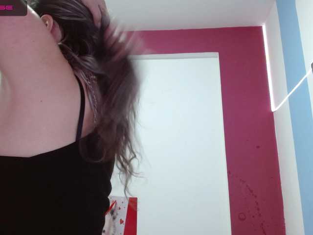 Live sex webcam photo for hollycum #273345838