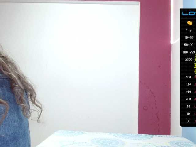 Live sex webcam photo for hollycum #273921167