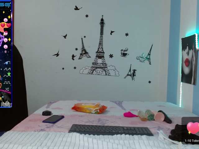 Live sex webcam photo for hollycum #274104967