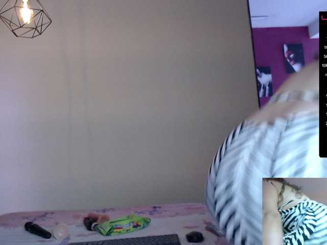 Live sex webcam photo for hollycum #274493882