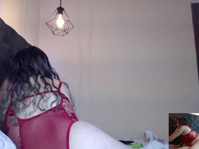 Live sex webcam photo for hollycum #274522183