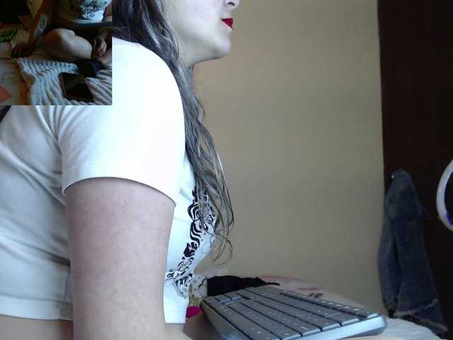 Live sex webcam photo for hollycum #274614602