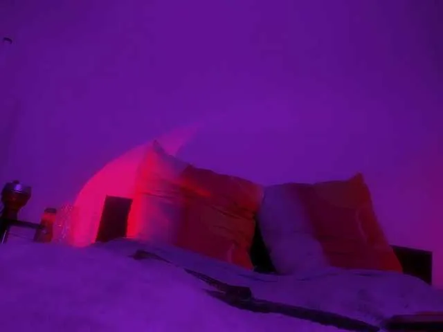 Live sex webcam photo for hollyharlot #290407040
