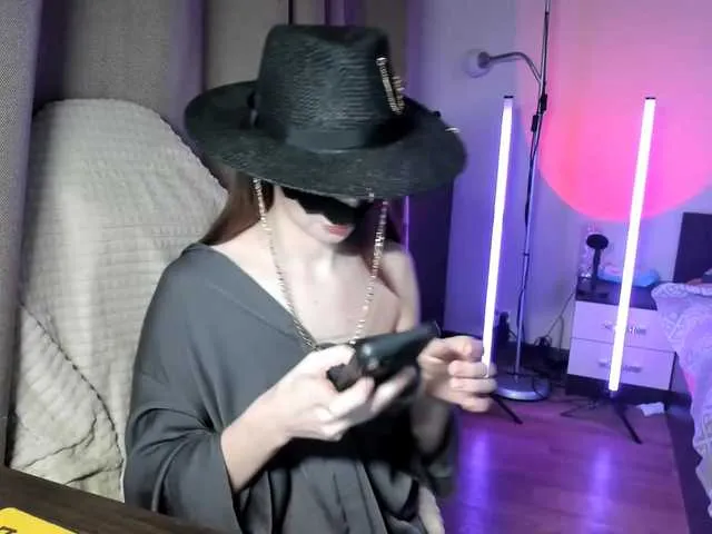 Live sex webcam photo for hollyharlot #290630004