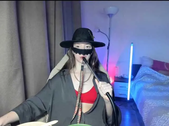 Live sex webcam photo for hollyharlot #290684972
