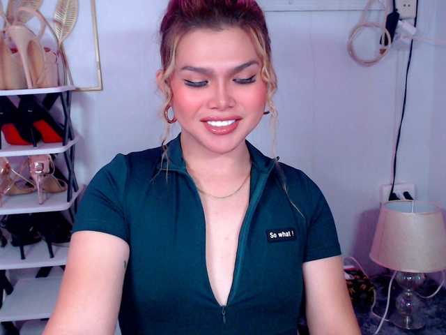 Live sex webcam photo for hollyholy #292163509