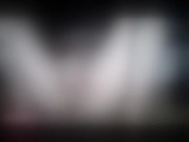 Live sex webcam photo for hollyloveu1 #291146347