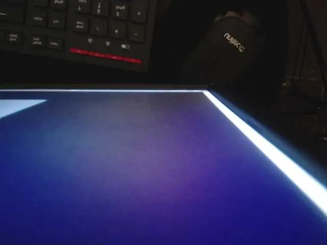 Live sex webcam photo for honey-1025 #272631537