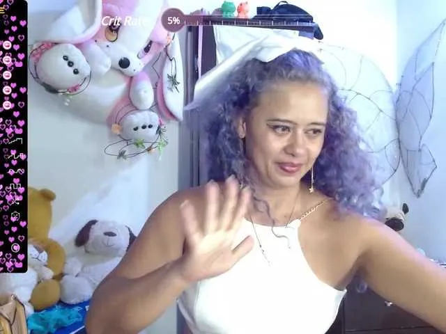 Live sex webcam photo for honeyVictoria #277725872