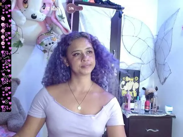 Live sex webcam photo for honeyVictoria #277820540