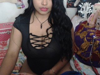 Live sex webcam photo for honeyhot1612 #140023396