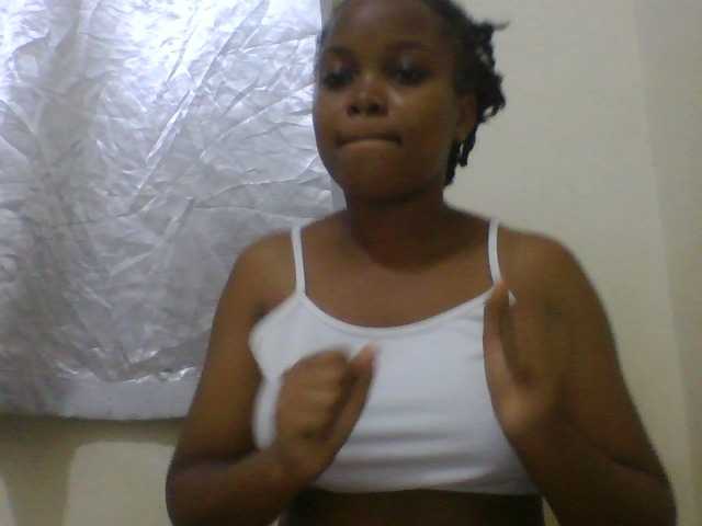 Live sex webcam photo for honycute #291192918