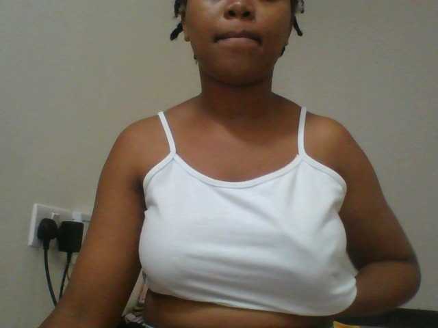 Live sex webcam photo for honycute #291304775