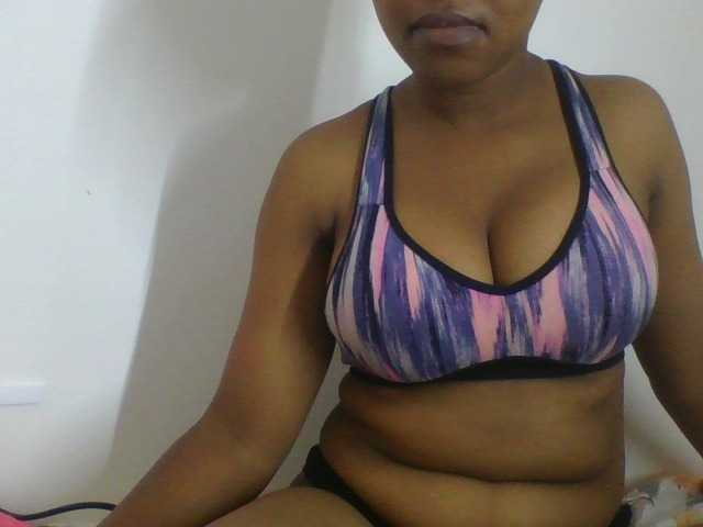 Live sex webcam photo for honycute #291412258