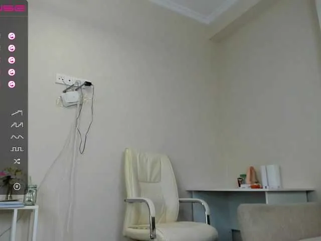 Live sex webcam photo for hooyeony #274645027