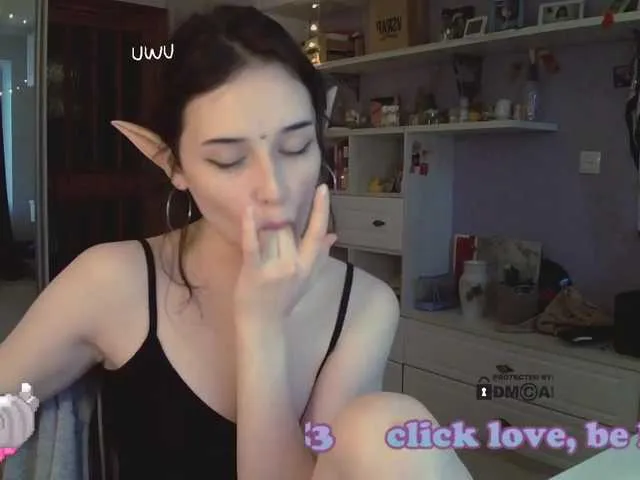 Live sex webcam photo for hor-neyJ0zy #273319965