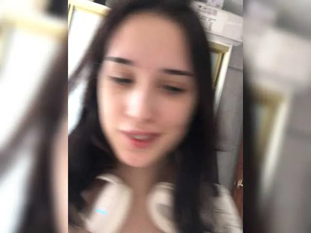 Live sex webcam photo for hor-neyJ0zy #273794793