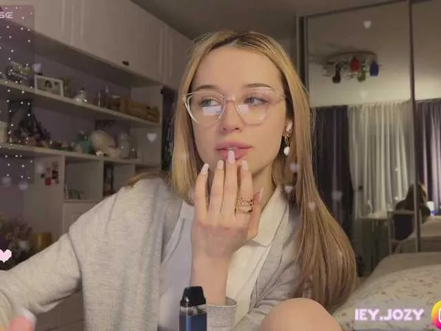 Live sex webcam photo for hor-neyJ0zy #277134335