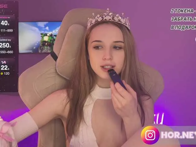 Live sex webcam photo for hor-neyJ0zy #277383351