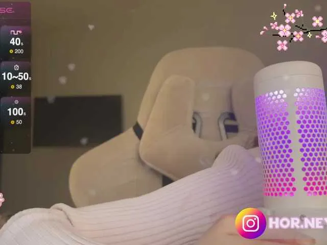 Live sex webcam photo for hor-neyJ0zy #277417027