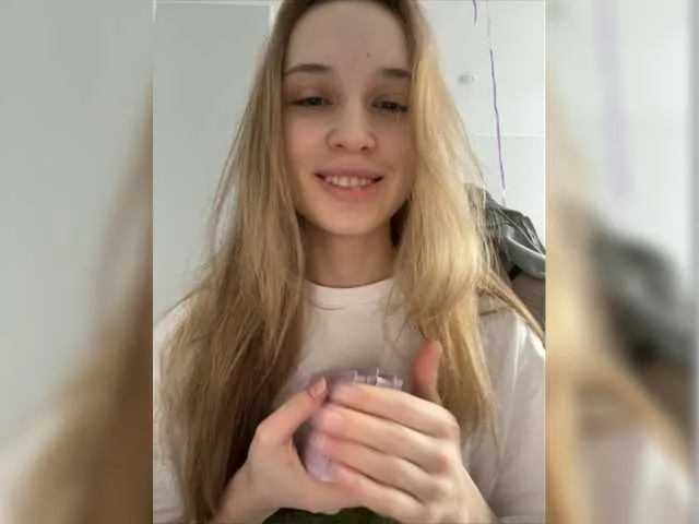 Live sex webcam photo for hor-neyJ0zy #277469795