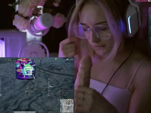 Live sex webcam photo for hor-neyJ0zy #277832948