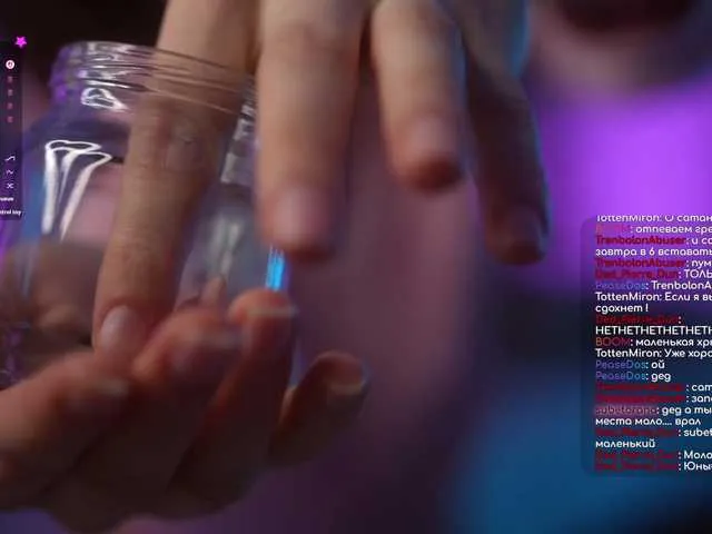 Live sex webcam photo for hor-neyJ0zy #291060915