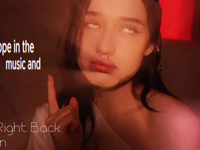 Live sex webcam photo for hor-neyJ0zy #292085894