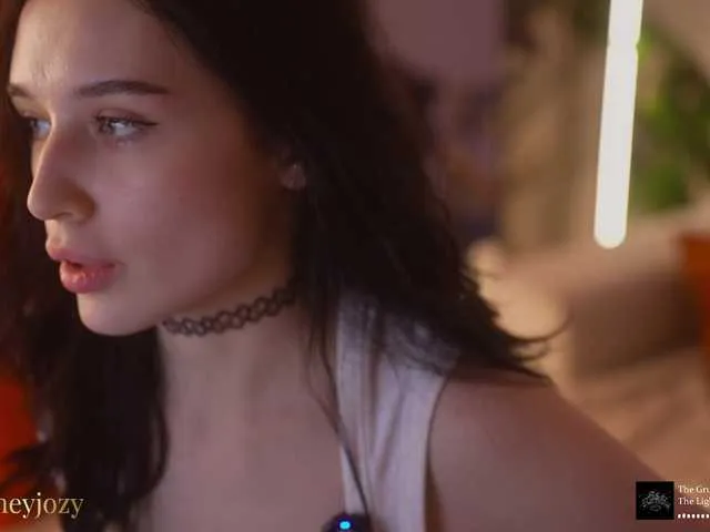 Live sex webcam photo for hor-neyJ0zy #292202889