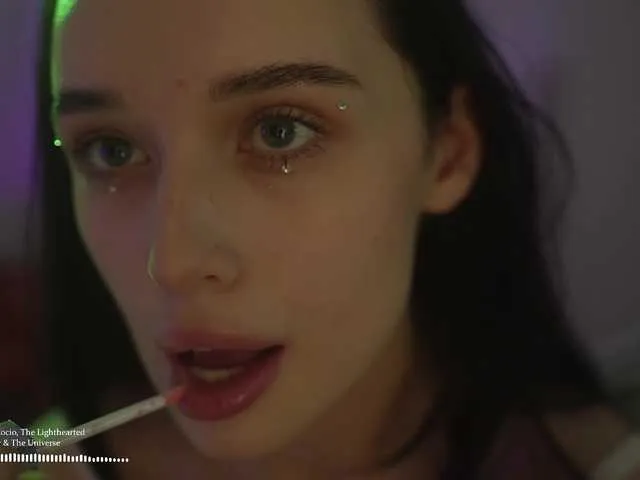 Live sex webcam photo for hor-neyJ0zy #292270995