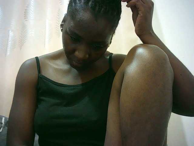 Live sex webcam photo for horny-ness #288587231