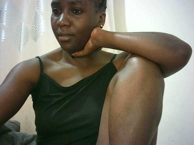 Live sex webcam photo for horny-ness #288823373