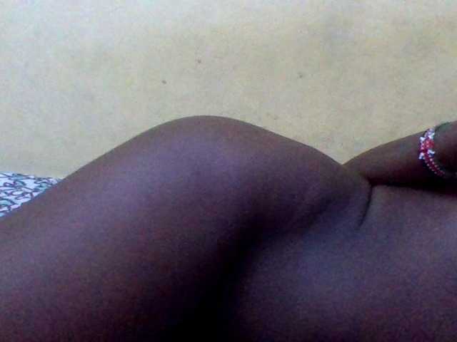 Live sex webcam photo for horny-soul247 #277503693