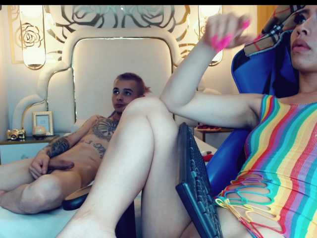 Live sex webcam photo for hornycamxx3 #276200330