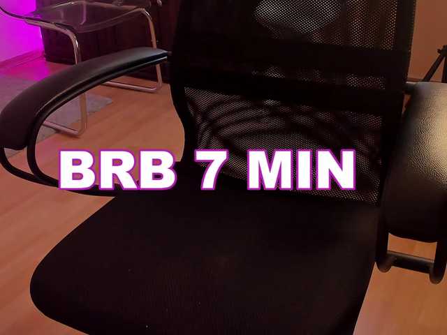 Live sex webcam photo for hornyyponyy #277596426