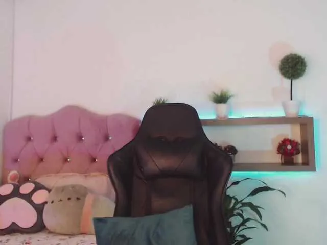 Live sex webcam photo for hot-addiction #273457605
