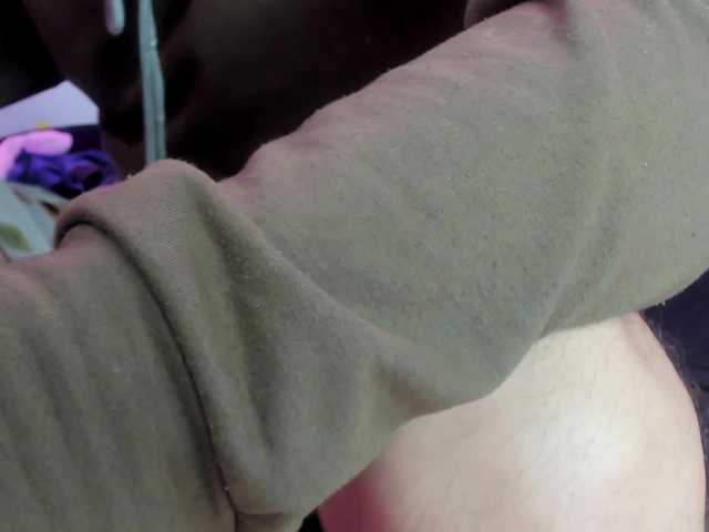 Live sex webcam photo for hot-sex-roomm #276898050