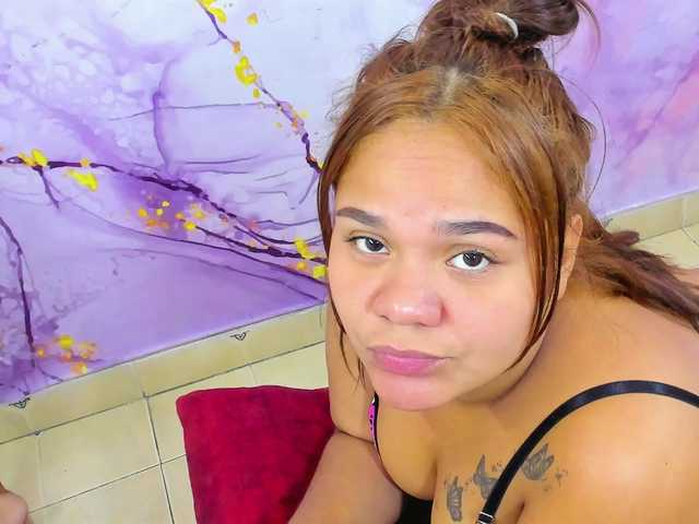 Live sex webcam photo for hot-sex-roomm #291595681