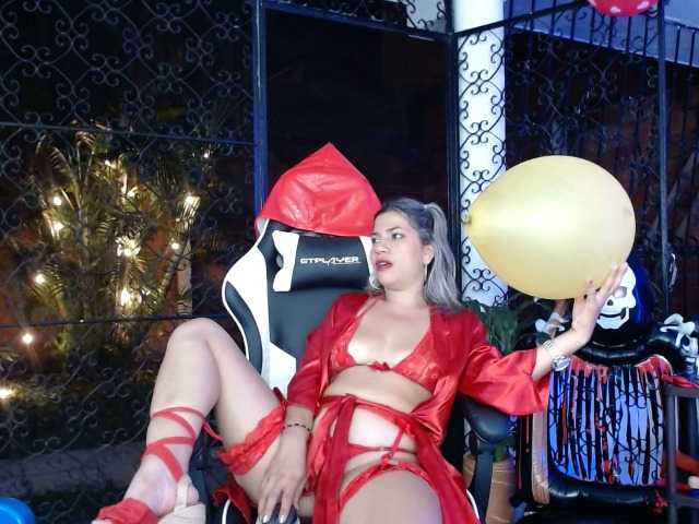 Live sex webcam photo for hot-sexy-bunny #276630605