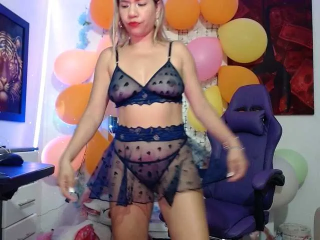 Live sex webcam photo for hot-sexy-bunny #291708393