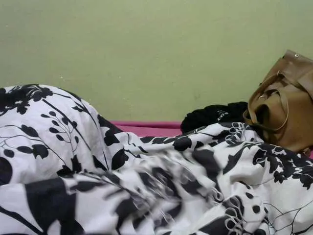 Live sex webcam photo for hotfah #273835426