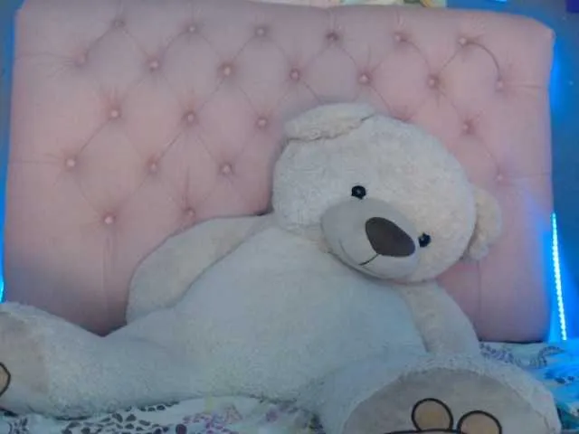 Live sex webcam photo for hotgarden #273616098