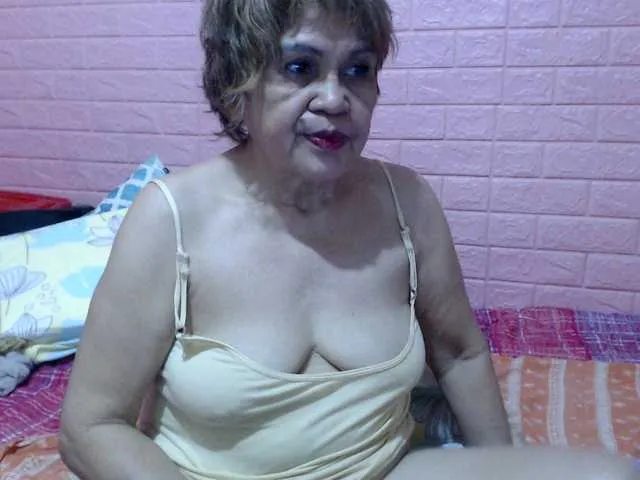 Live sex webcam photo for hotgrannyxx #272371530