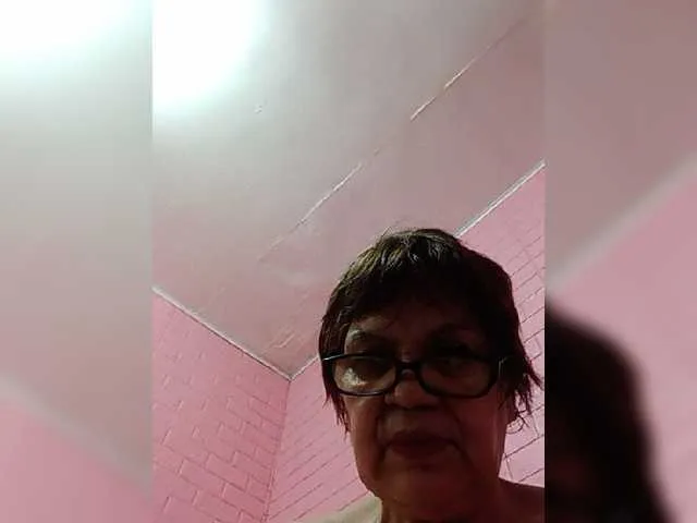 Live sex webcam photo for hotgrannyxx #276400927