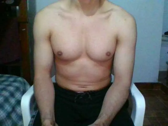 Live sex webcam photo for hotguy13 #273378976