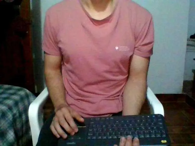 Live sex webcam photo for hotguy13 #273416061