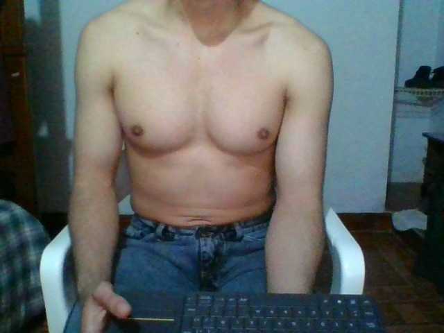 Live sex webcam photo for hotguy13 #273458309