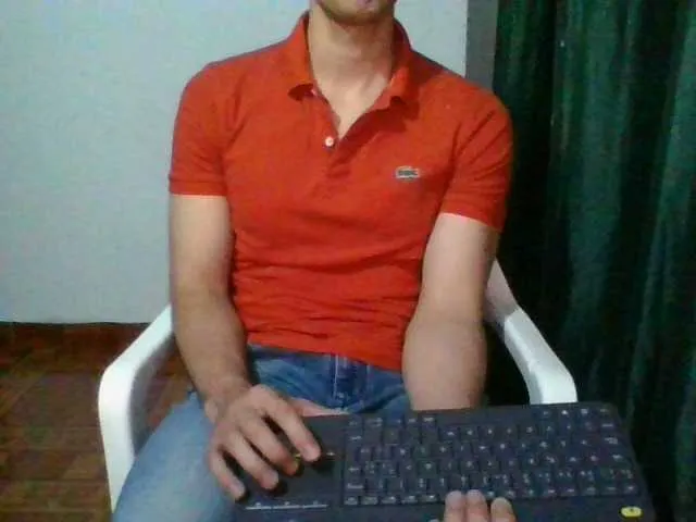Live sex webcam photo for hotguy13 #273482325
